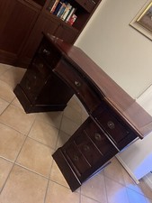 Scrivania Vittoriana