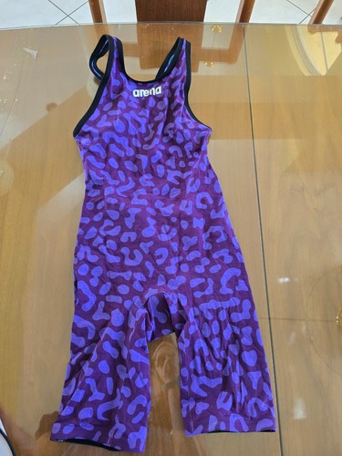 Arena donna carbon - arena,
