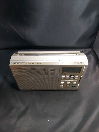 Vintage philips d2924 radio - vintage,