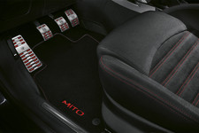 Pedaliera sportiva in alluminio