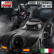 Modello AUTO BATMOBILE 1989 MACCHINA BATMAN DC Comics WB Die-cast 1:18 luci IT