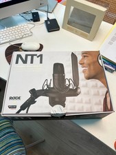RØDE NT1 Kit di registrazione completo, Microfono con supporto shock, popshield