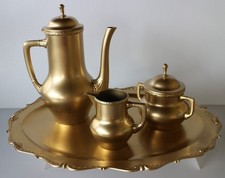 Antico servizio da caffè con