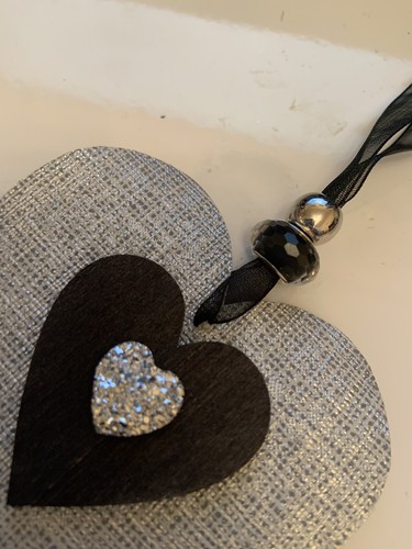 Perline cuore legno righe