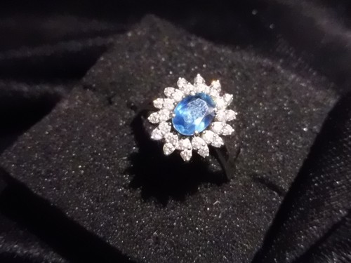 Anello oro bianco con - 18, kt