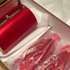 Set sandali e borsa cilindrica