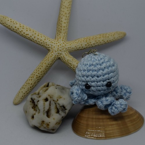 Portachiavi amigurumi forma - , di