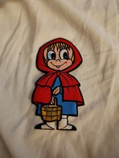 FIGURINA PLASTECO -  MIO. LOCATELLI. Personaggi. 3. CAPPUCCETTO ROSSO