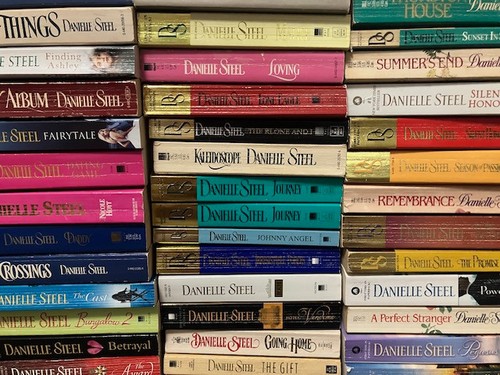 Build your own danielle steel - build,
