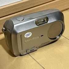 Fotocamera digitale compatta