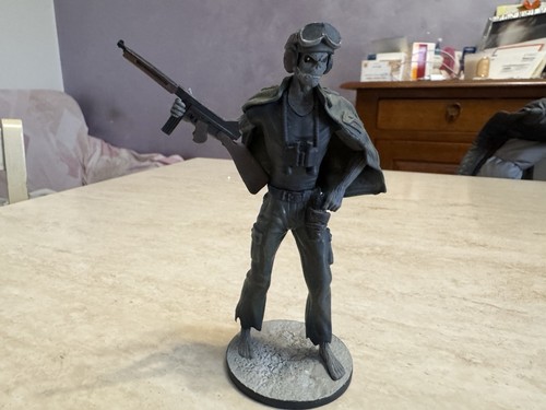 Statuina pvc eddie - statuina,