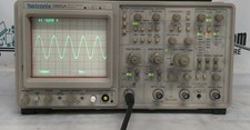 TEKTRONIX 2465A OSCILLOSCOPIO