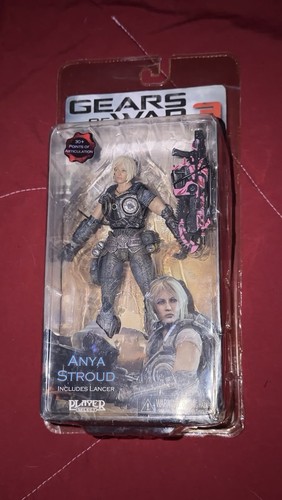 Yellowed neca anya stroud - yellowed,