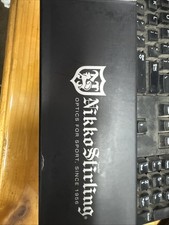 Nikko Stirling punto rosso