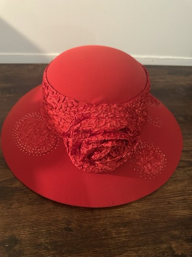 Cappello tondo tesa larga - cappello, a
