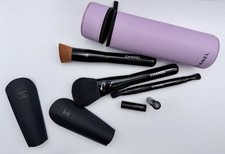 NUOVO set pennelli Chanel