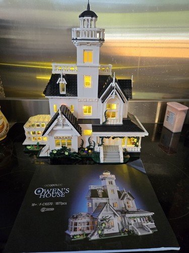 Ocadolic owen house - owen's,