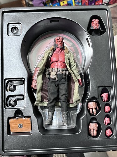 Mezco hellboy 2019 movie - mezco,