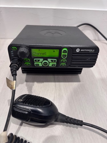Motorola dm3600 radio uhf - dm3600, con