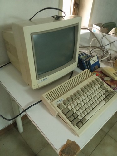 Computer amiga 600 - computer,