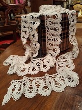 Antico Pizzo tombolo Cm 340 In 2 Pezzi Da Cm170 Ognuno. Altezza Cm8.