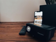 Philips NeoPix 110 Mini Proiettore HD 720p WiFi HDMI USB Home Cinema Portatile