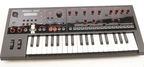 Roland 37 tasti - 37,