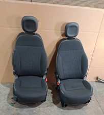 Tappezzeria in stoffa nera