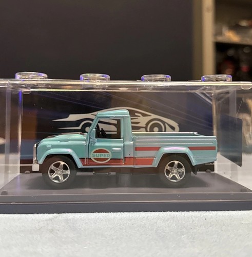 Pick land rover - land,