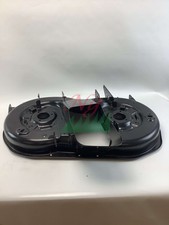 Piatto di taglio nero nudo