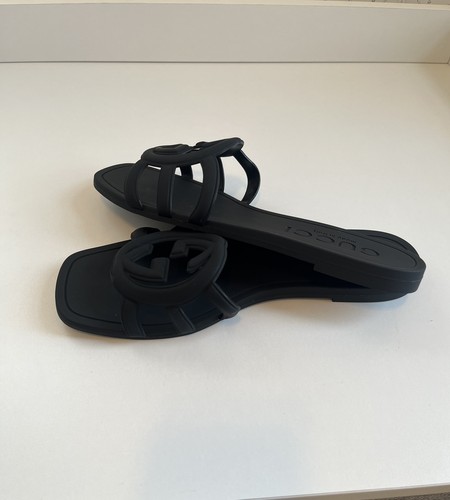Gucci sandali neri con logo