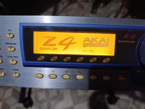 Akai with compact flash - z4,