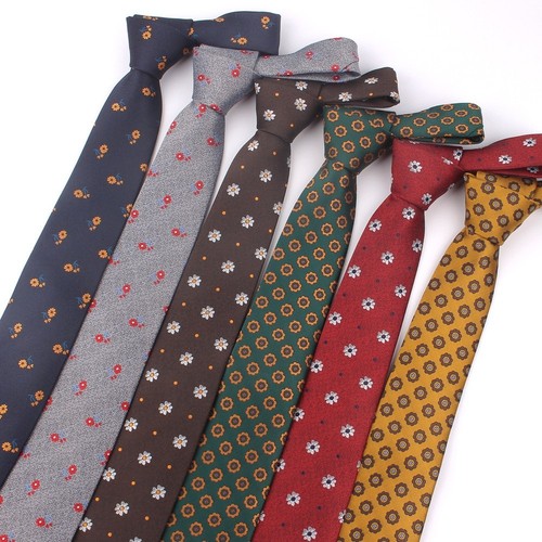 Cravatta jacquard floreale