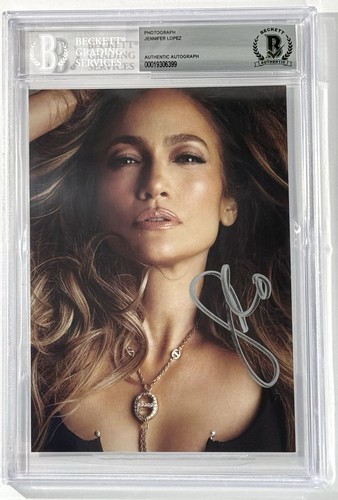 Jennifer lopez signed photo - lopez, cd