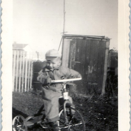 C1940s giovane ragazzo - giovane,