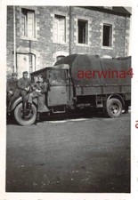 Soldati con camion Ford 3t con