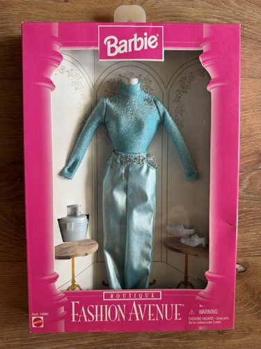 Barbie mattel 1996 boutique - mattel, "boutique"