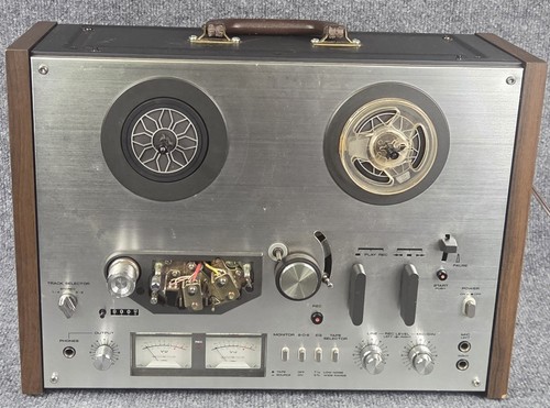 Vtg akai 4000d reel - to,