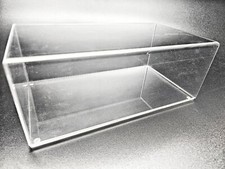 teca 1:18 plexiglass con fondo