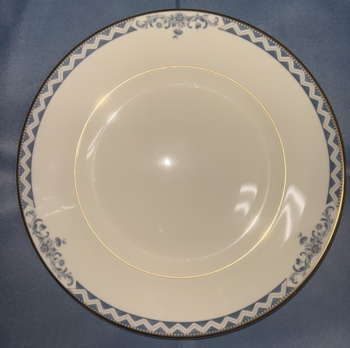 Piatto royal doulton fine - doulton,