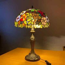 Lampada da tavolo stile