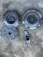 Kit Frizione E Volano Bimassa