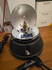 LAMPEGGIANTE MAGNETICO