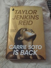 TAYLOR JENKINS REID*CARRIE
