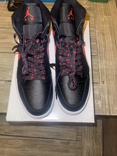 Taglia 11,5 - Air Jordan 1 Mid Siren Rosso con