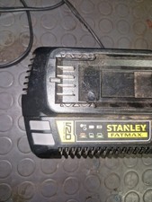 STANLEY FATMAX SFMCB12 Caricabatterie V20