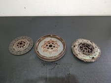 KIT FRIZIONE + VOLANO VOLKSWAGEN GOLF V 1.9 TDI 105 CV (BKC) 5 MARCE (415025010)