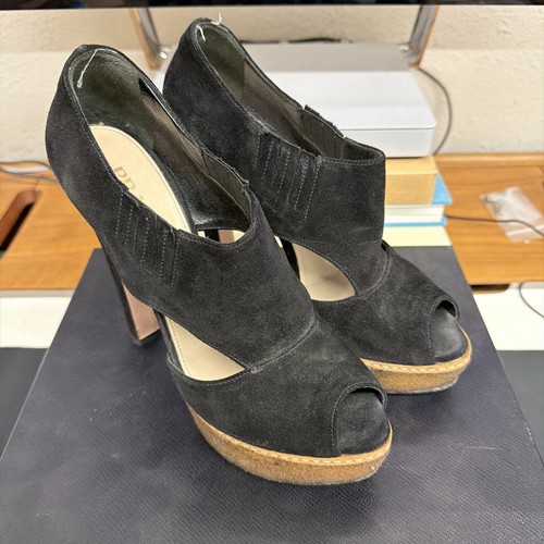 Prada size black - prada,