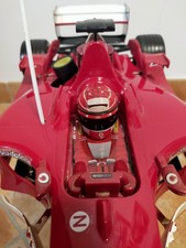 Modello F2004 scala 1:8.