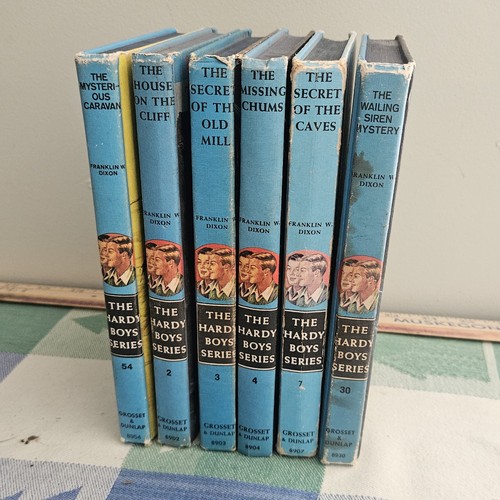 Nice lot hardy boys - 6,